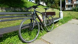 Trekingové kolo FORT 28''