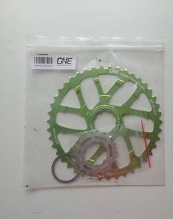 One UP 42T SPROCKET + 16T