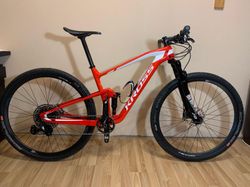KROSS Earth TE, XTR M9100, váha 9,32 kg