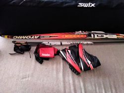 Běžkařský set Atomic Sport Skintec Classic s váz+boty Atomic SportPro+hole Pro Carbon-Vše Top Stav!