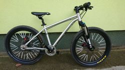 Dětské kolo Early Rider Belter 20". Super stav.