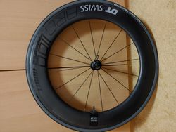 Přední kolo DT Swiss Arc 1100 Dicut 80 700c