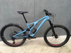 2019 Specialized Stumpjumper Expert 27.5 Medium.