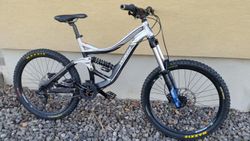 Specialized BigHit 2 downhill, freeride, horské kolo