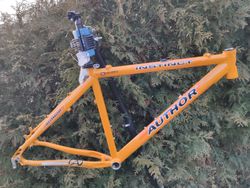 rám Author Instinct 19"