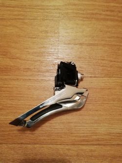 Přesmykač Shimano 105 FD-R7000
