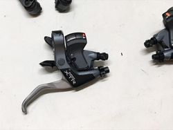 Páky s řazením Shimano XTR ST-M950, 3x9s, 100% funkční, lehké oděrky