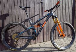 Yeti SB 5.5 Turq series