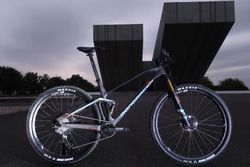 Horské kolo Mondraker F-Podium RR 2020!!! SLEVA až 108 999 Kč