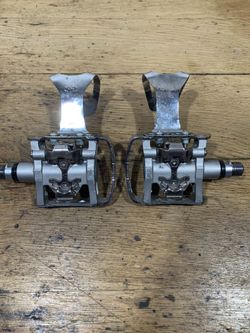 Pedály Shimano M324