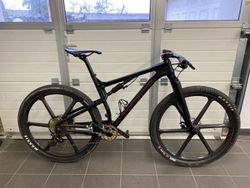 MERIDA Ninety SIX