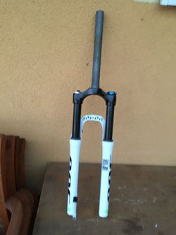 Odpružená vidlice SPINNER AERIS 300 s - 29" - nová