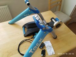 Cyklotrenažér Tacx Satori