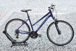 Nové dámské krosové kolo Rock Machine Crossride 100 Lady, velikosti M a L, sleva 9%
