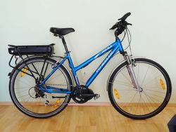 Elektrokolo 28" se středovým pohonem a velmi silnou baterií 730 Wh
