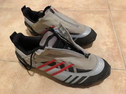 Adidas tretry MTB zavazovací, vel. UK 8,5