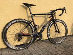 Prodám karbonové silniční kolo BMC Teammachine SLR01