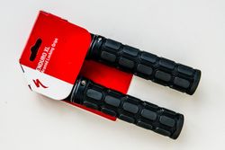 Gripy Specialized Enduro XL locking, nové, černé