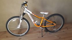 SPECIALIZED HOTROCK 24
