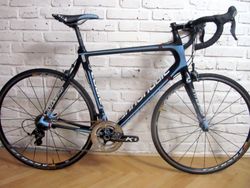 CANNONDALE SYNAPSE na Shimano Ultegra, 58 cm. Super stav.