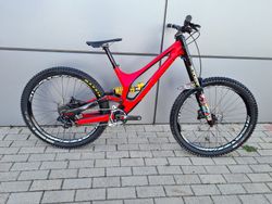 DH bike S-works Demo 8