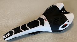 TOP sedlo Prologo Scratch 2 CPC Nack Saddle - white, karbonové lyžiny