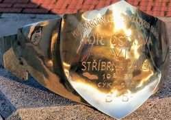Trofej 8.VI.1939:VI.STŘÍBRNÁ PŘILBA,MOR.OSTRAVA,MEZINÁRODNÍ CYKLISTICKÁ PLOCHÁ DRÁHA,CYKLISTÉ "B+B"