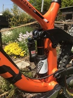 Prodám KONA OPERATOR 2017