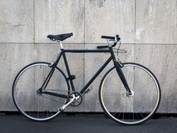Singlespeed městské kolo Charge Plug