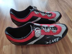 MTB karbonové tretry LAKE MX331 black/red vel. 48