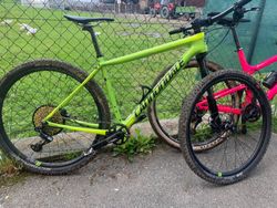 Cannondale F-Si Carbon 2, Eagle X01, karbonová kola HollowGram 23