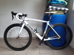Silniční karbonové kolo Giant TCR