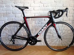 GIANT PROPEL na Shimano Ultegra, 56 cm. Pěkný stav