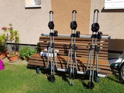 Příčníky Hakr + 3x nosič Thule FreeRide 532 sada