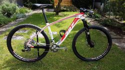 Karbonové Kolo SINTESI v TOP Stavu na XTR - 9,5KG