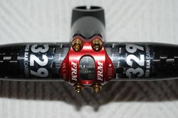 Set FRM Web Stem 6B Ti + Web Bar 329 Carbon Low Profile