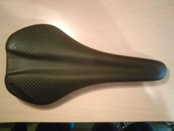 Nové sedlo Bontrager Arvada Elite, 138 x 270 mm, 232 gramů