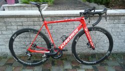 Top model 2020 na ultegra Di2 s karbon koly za 45000kč téměř nové 79990kč