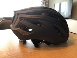 Helma Specialized Propero 3. Velikost L (59-63 cm)