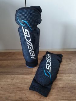 Chrániče loktů Slytech