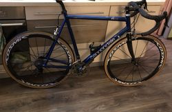 Mavic Cosmic Pro Carbon (přední prasklý ráfek)