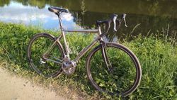 Titanový rám Van Nicholas, Deore 10 speed
