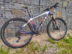 Scott Scale 710 karbon M 27,5