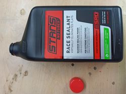 No Tubes Quart RACE tmel 946ml