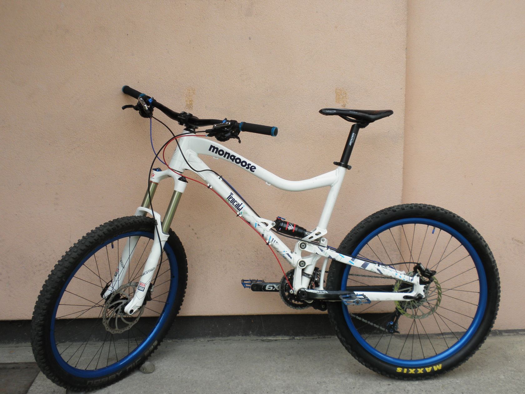 mongoose teocali super