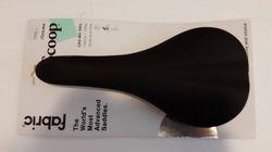 sedlo Fabric Scoop shallow Elite black/black