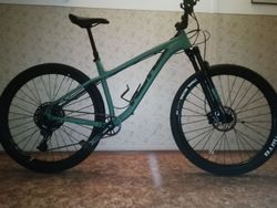 Prodám téměř nové kolo Kona Honzo