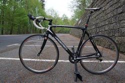 PRODÁM: karbonové silniční kolo Leader Fox Carbtec Racing 2010, vel. 58, Ultegra