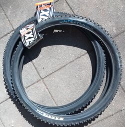 Maxxis WetScream 26" x 2,2 - nerozbalené